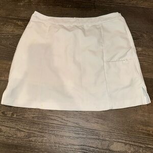 Greg Norman Collection White Golf Skort Sz 10